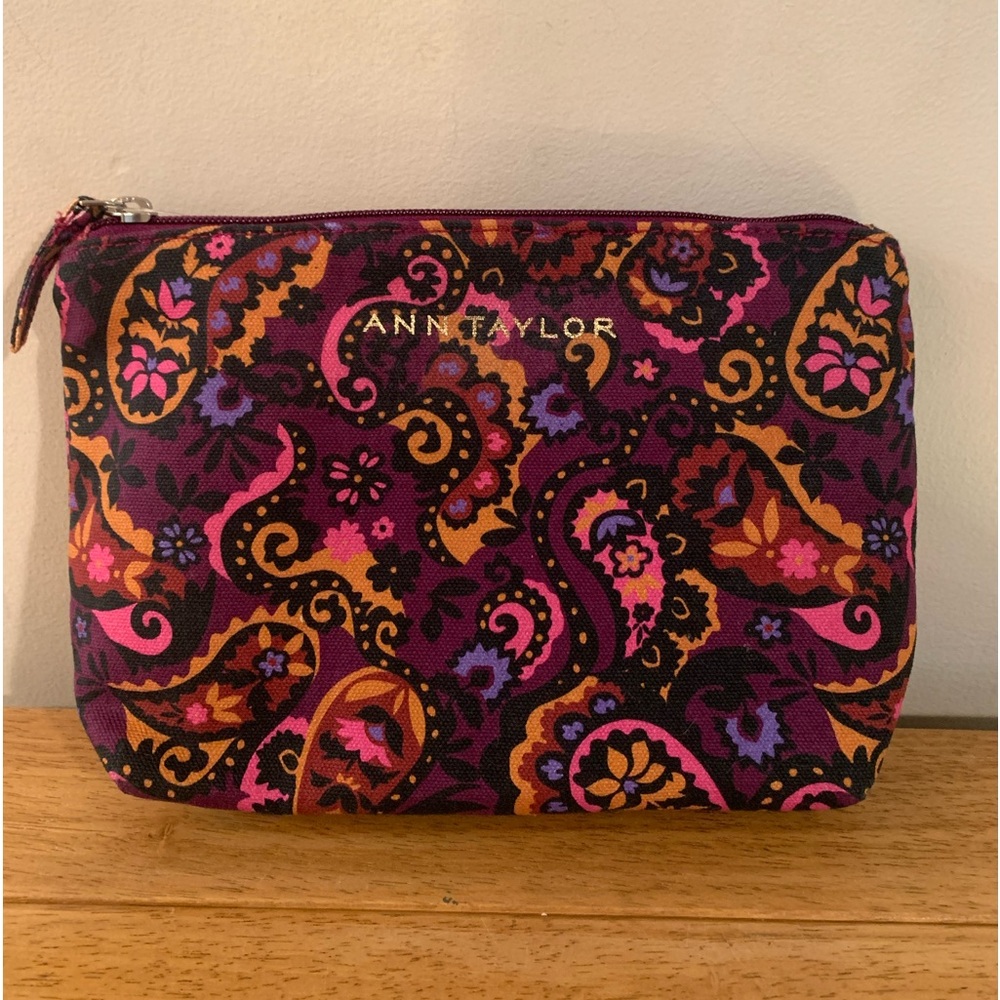 Ann Taylor Paisley Cosmetic Makeup Travel Bag NWT